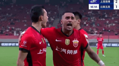 刘若钒踢疯了！一战独造4球，11分钟双响炮，媒体人：或入国足