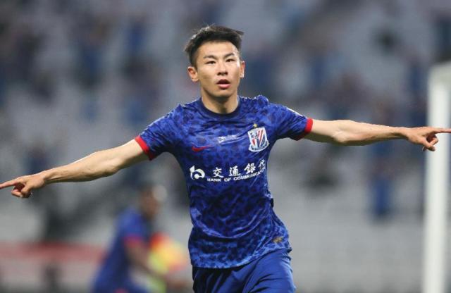 1700919483980053462.jpg 开云官网-于汉超:希望这个冠军给新的申花带来里程碑的起点