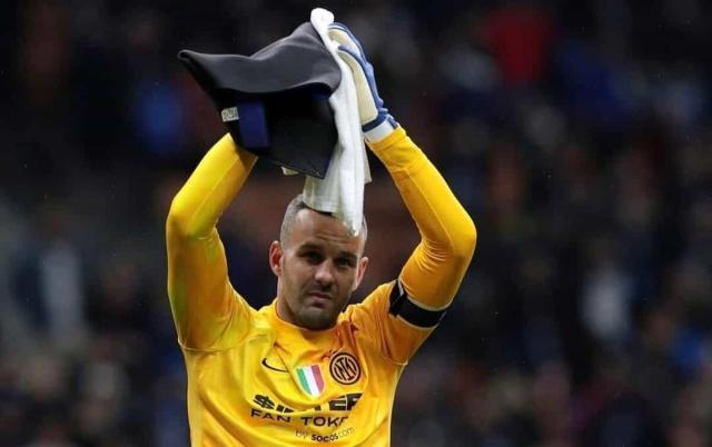 1689207808667075915.jpeg 开云下载-再见了圣汉达!国米后三冠王时代最佳代言人