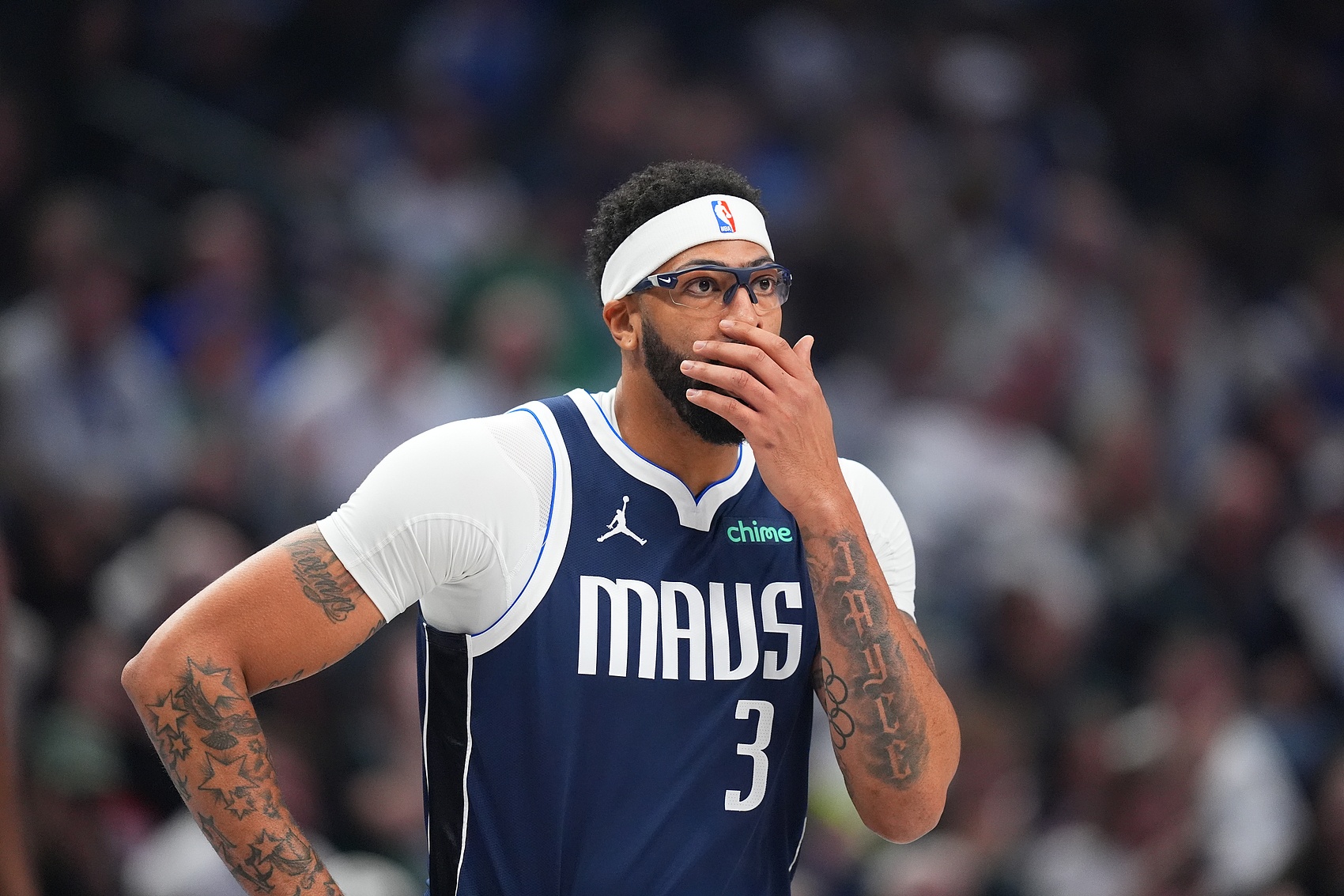 开云官网-肯尼：如果浓眉穿西装次数比穿球衣多 那奇才这笔交易就不划算