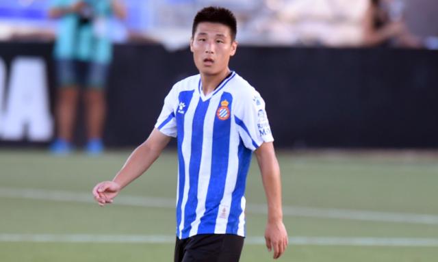 武磊叒丢单刀！西甲进球荒533天 队友主帅表达不满