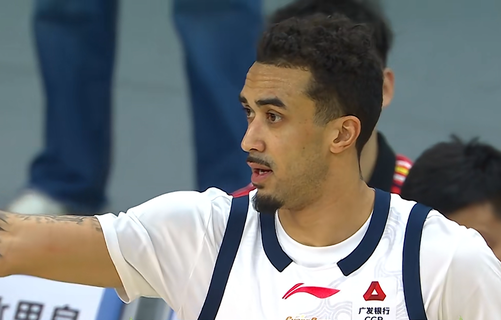 开云官网-3次输上海!广东队暴露三大隐患,杜锋也是很无奈