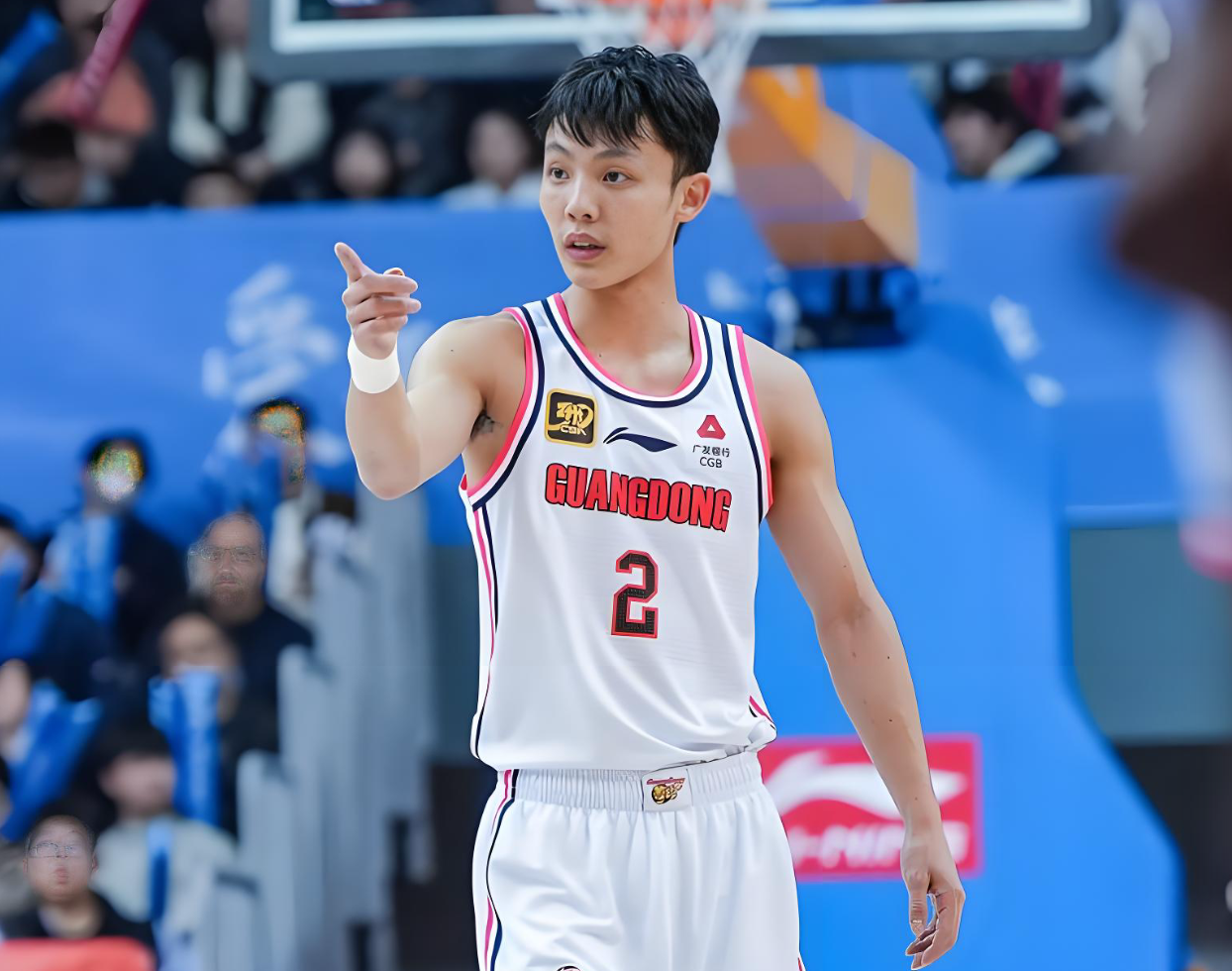 开云官网-3次输上海!广东队暴露三大隐患,杜锋也是很无奈