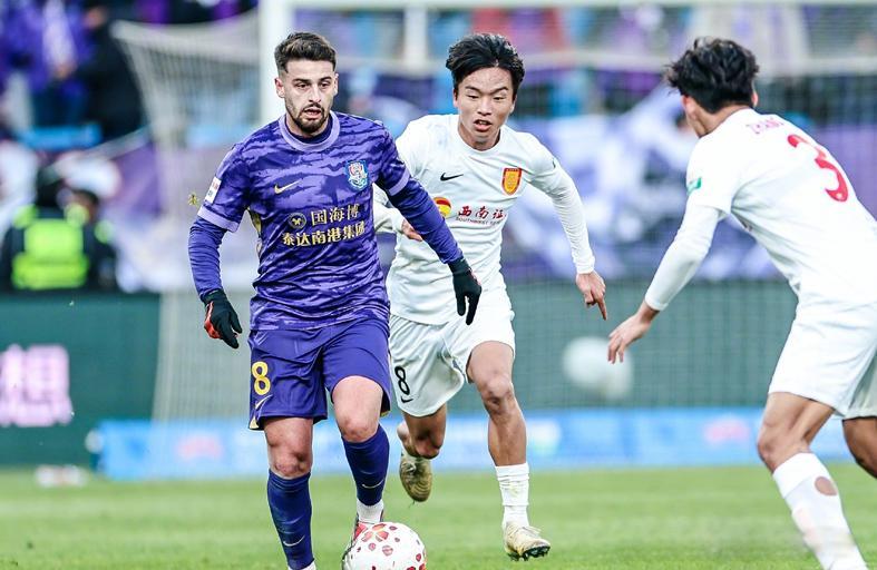 李国旭+光头助教都走了，大连海港都输了！铜梁龙拿分了 浙江赢了