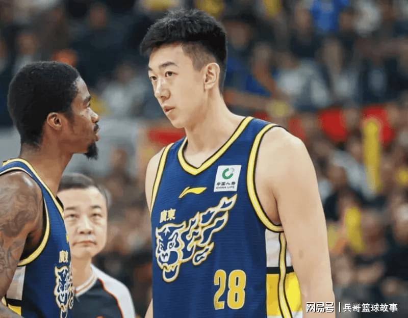 开云下载-CBA最新排名！差距仅1场，3队抢第1；山东冲前4，辽宁跌出季后赛