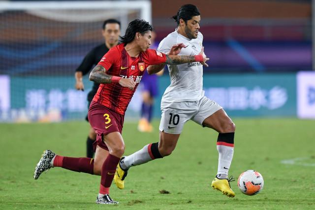 开云官网-河北队启动瘦身中场二将南下 已分别跟队龙门三镇