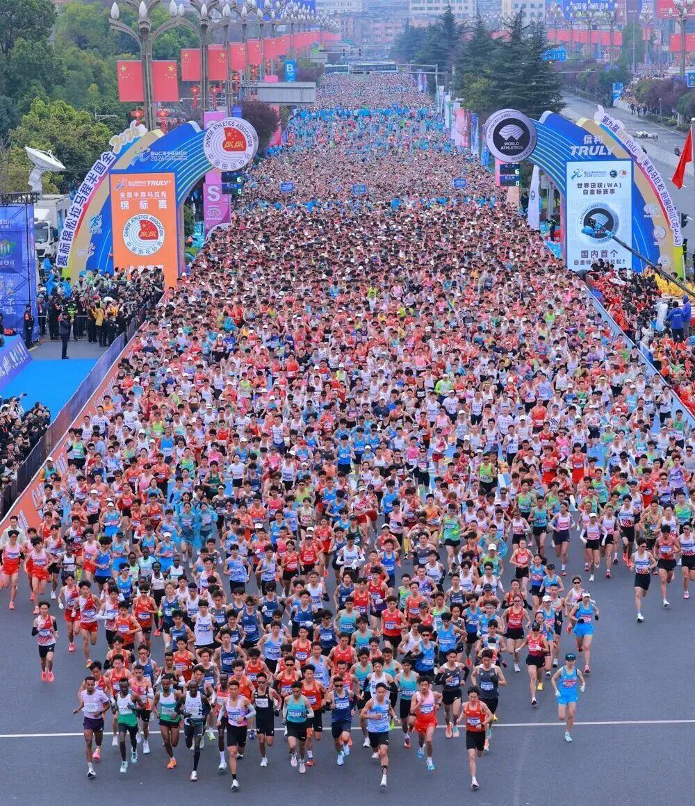 为什么有2万人来仁寿跑马拉松？