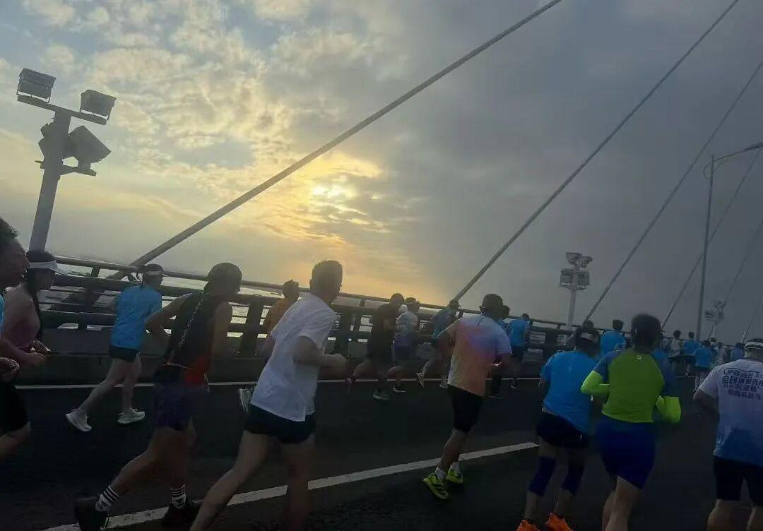 为什么有2万人来仁寿跑马拉松？